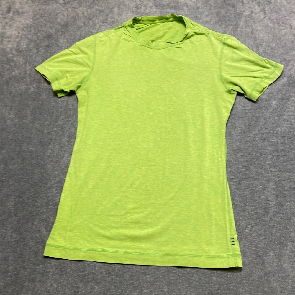 LuLulemon T Shirt Mens Medium Green Crew Neck Short Sleeve Athletic Performance